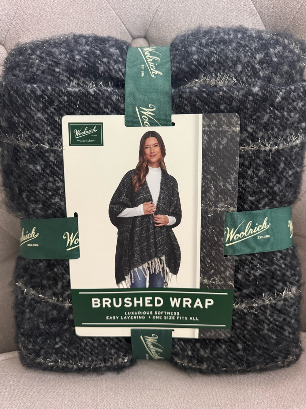 Woolrich Brushed Wrap in Charcoal and Heather